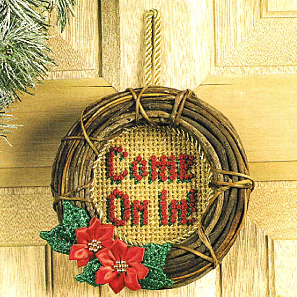 Holiday Mini Wreath Plastic Canvas Pattern Christmas Wall Decor